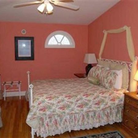 The Villa Bed & Breakfast (Adults Only) Tacoma Værelse billede