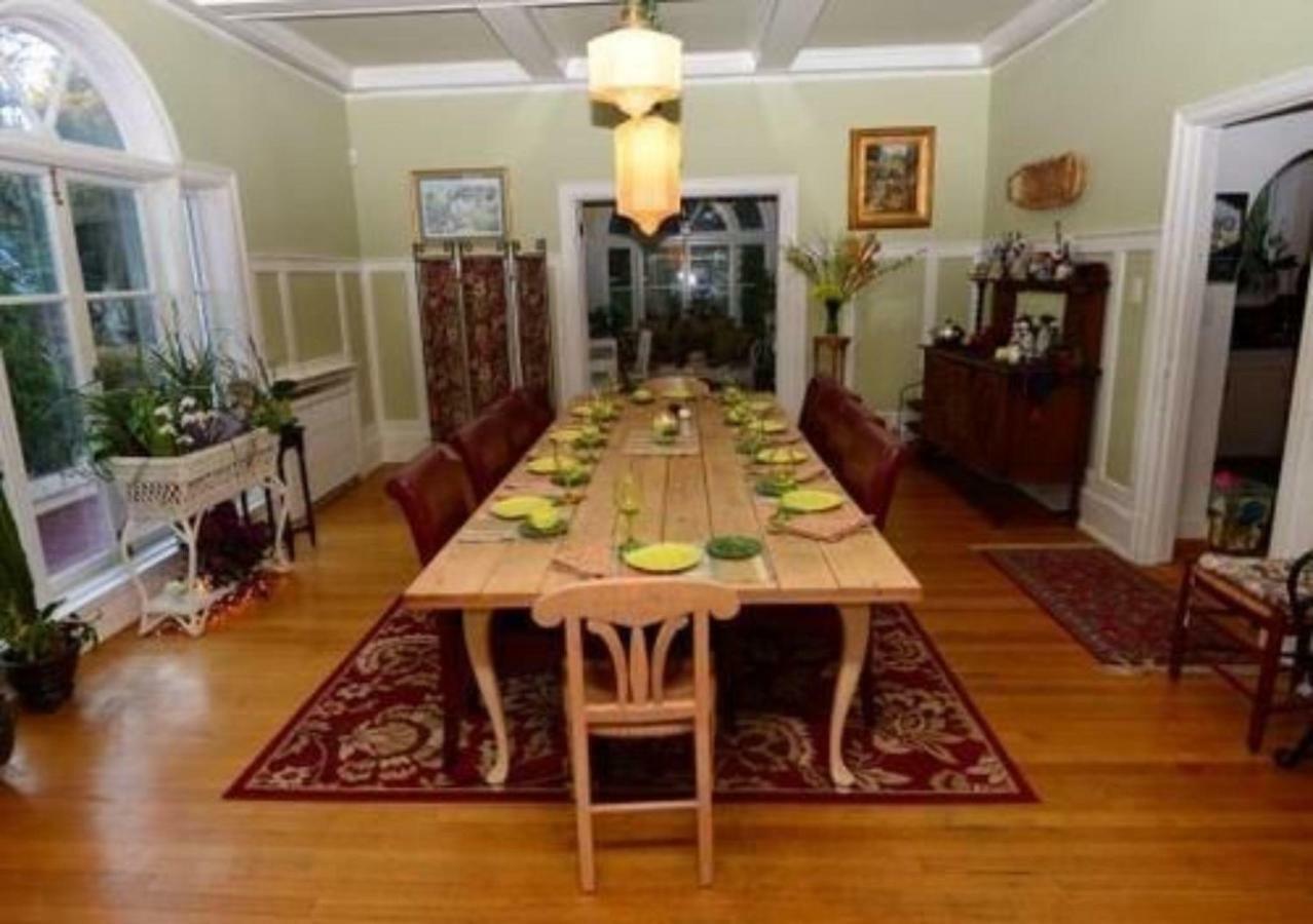 The Villa Bed & Breakfast (Adults Only) Tacoma Eksteriør billede