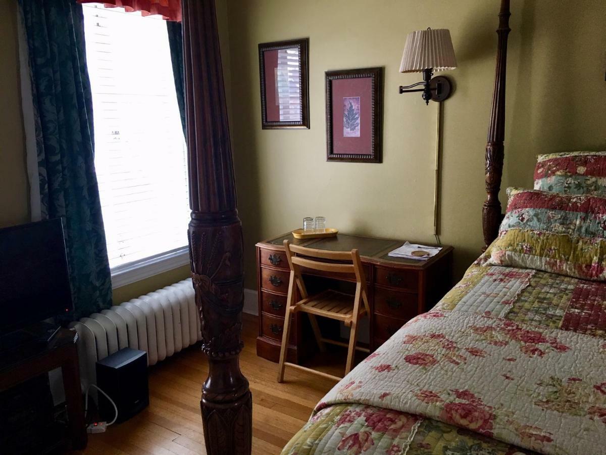 The Villa Bed & Breakfast (Adults Only) Tacoma Værelse billede