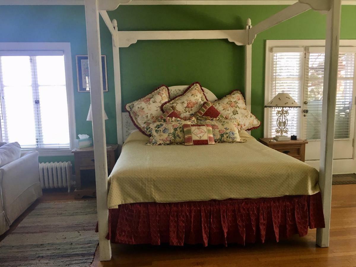 The Villa Bed & Breakfast (Adults Only) Tacoma Værelse billede